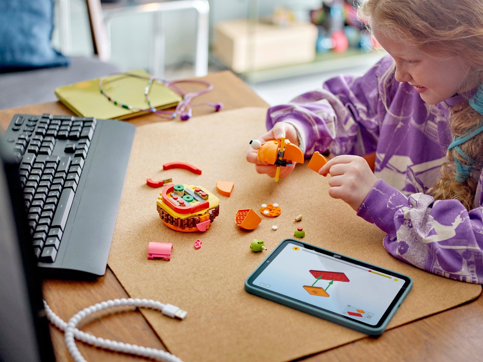 77070_lifestyle_build